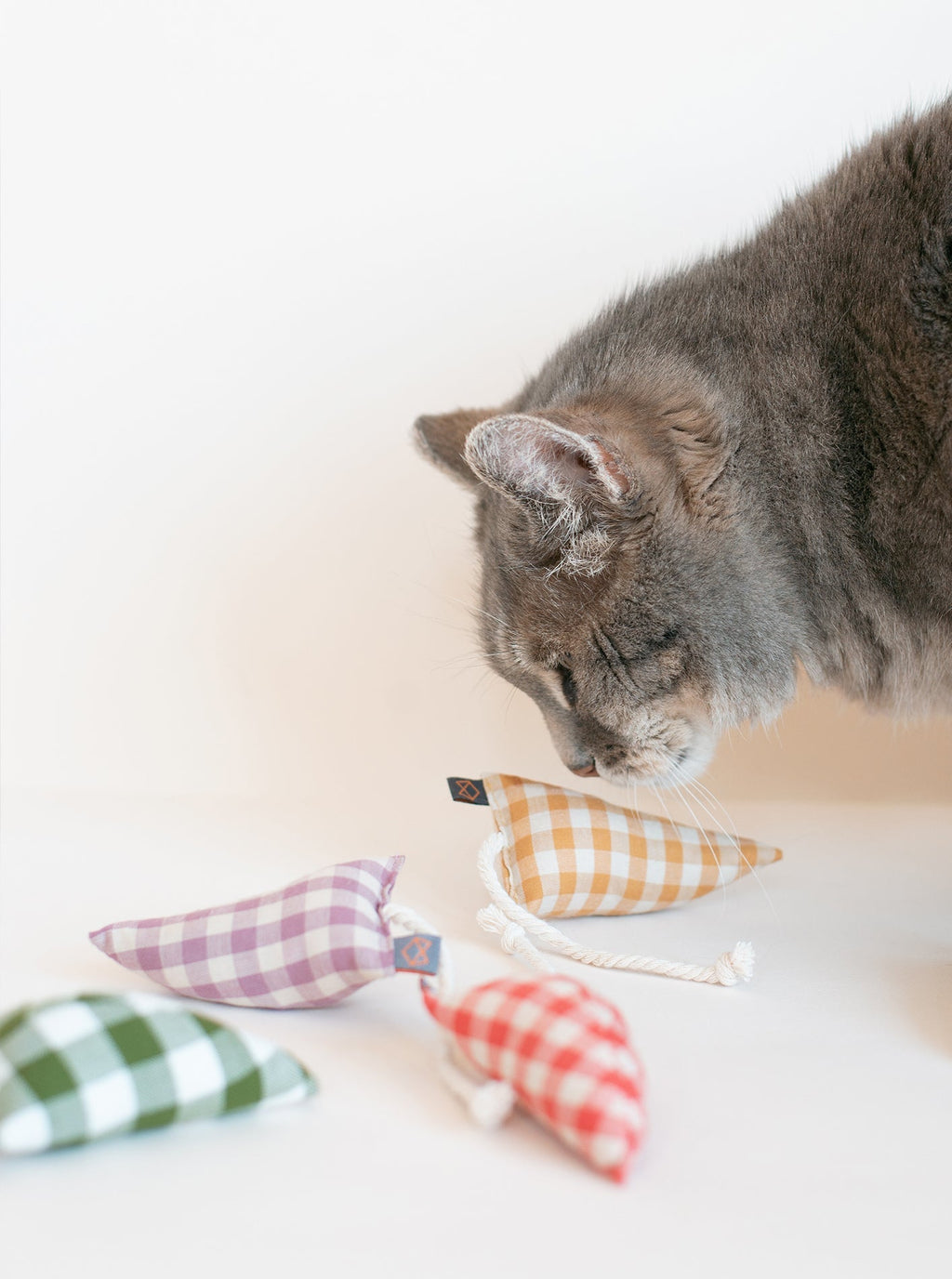 MODERN MOUSE CATNIP TOY - GINGHAM
