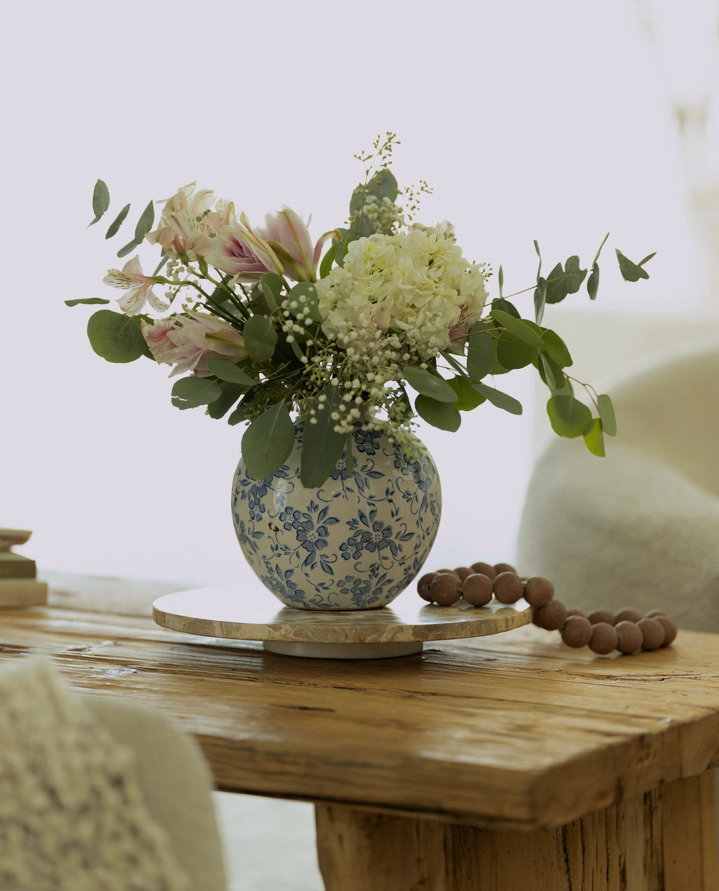 Laurelynn Vase
