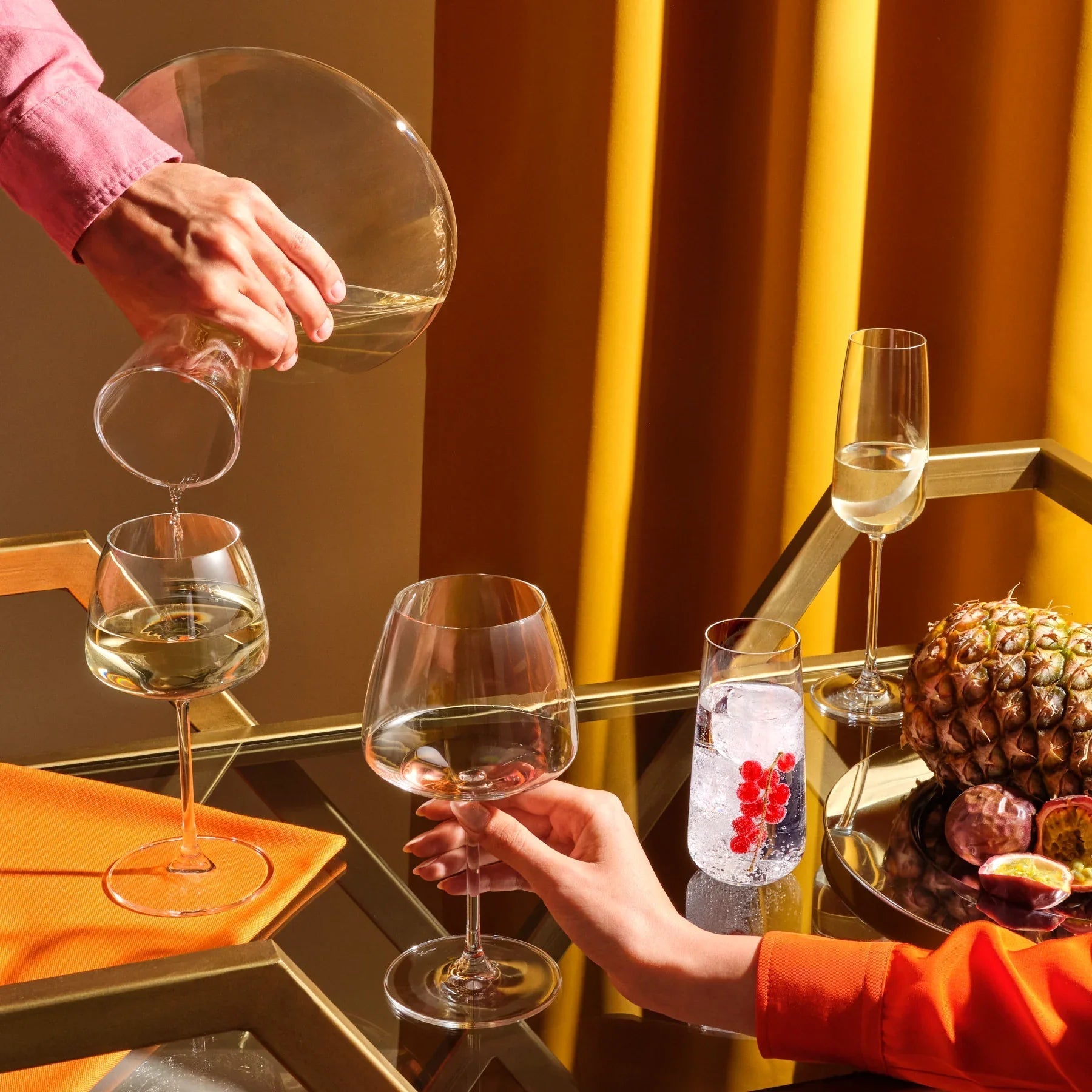 Mirage Set of 2 White Wine Glasses