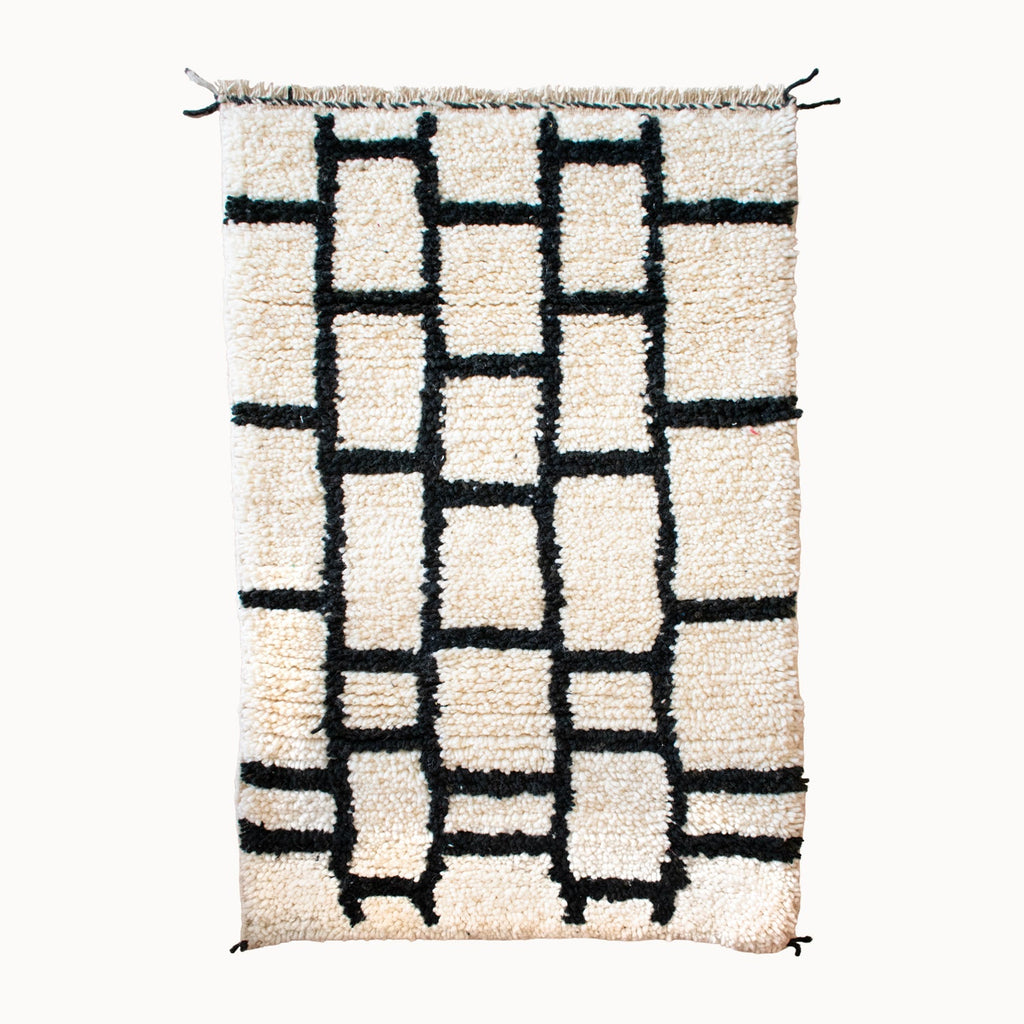 Contemporary Moroccan Wool Mini Rug | 2'3" x 3'5"