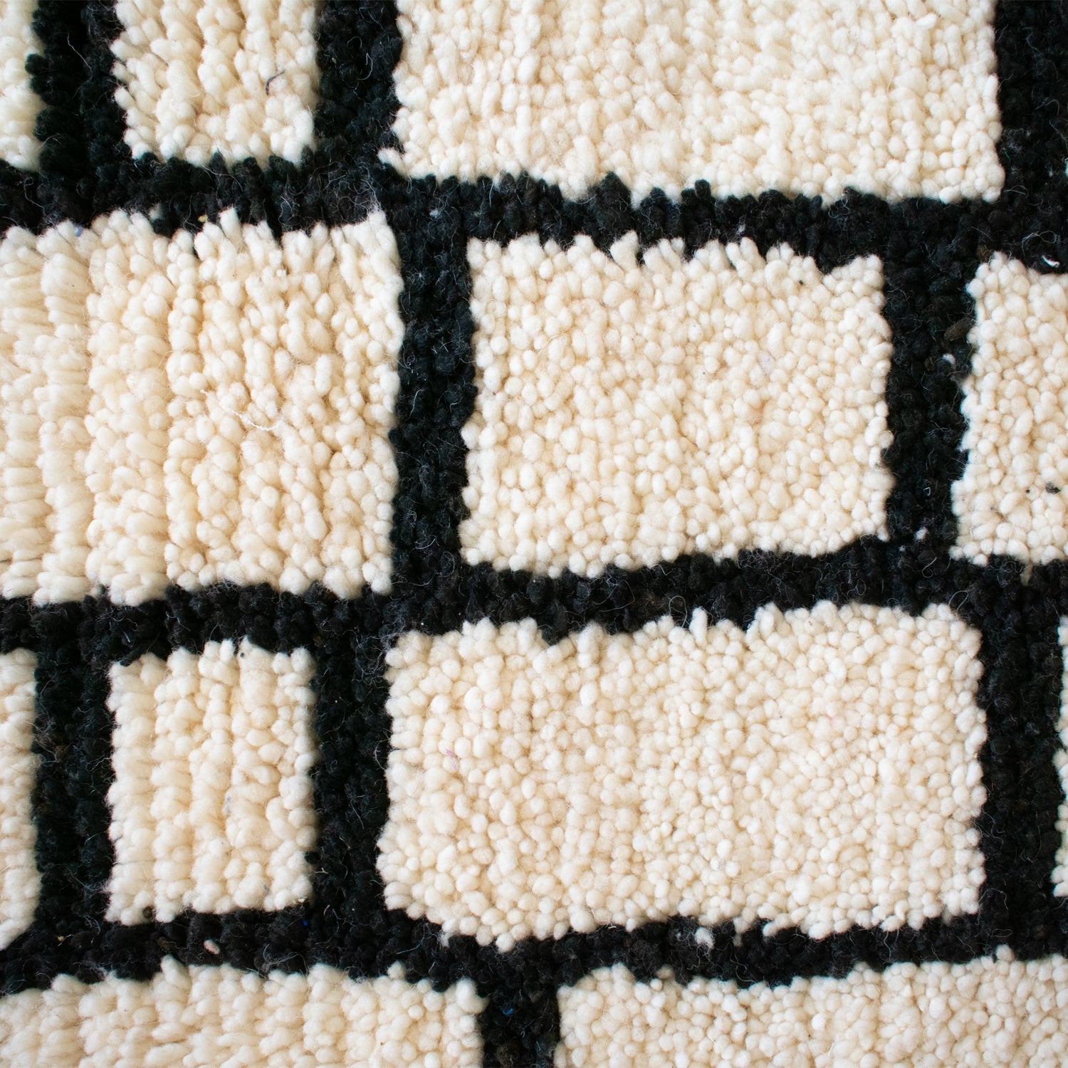 Contemporary Moroccan Wool Mini Rug | 2'3" x 3'5"