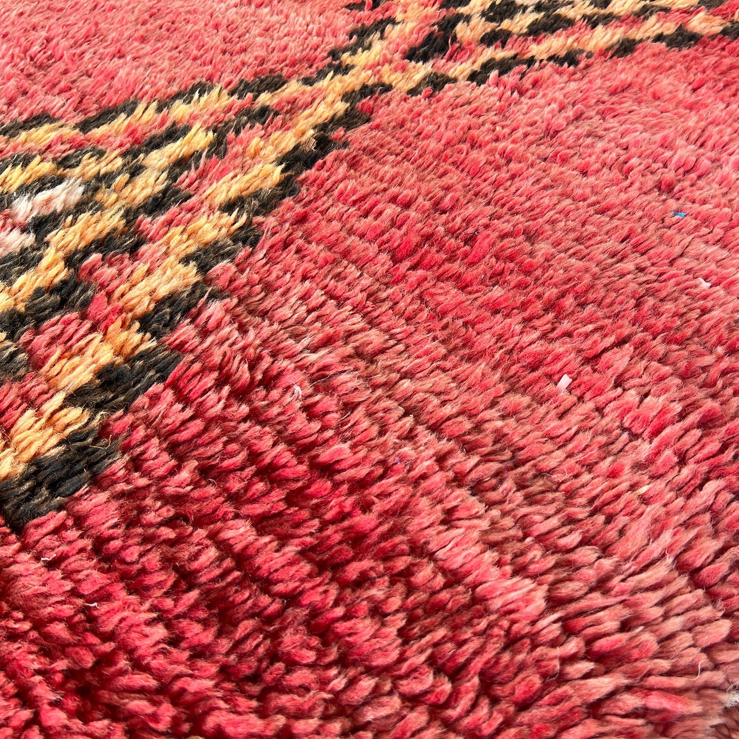 Sine Vintage Moroccan Rug | 3'7" x 6'6"