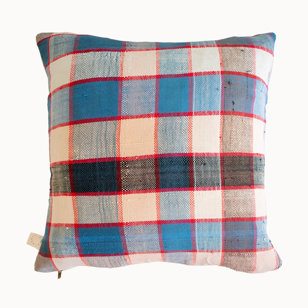 Nonna Upcycled Moroccan Textile Pillow (Lumbar & Square)