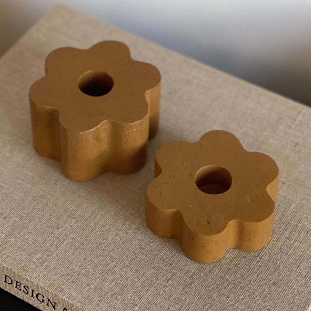 Bud Candlestick Set