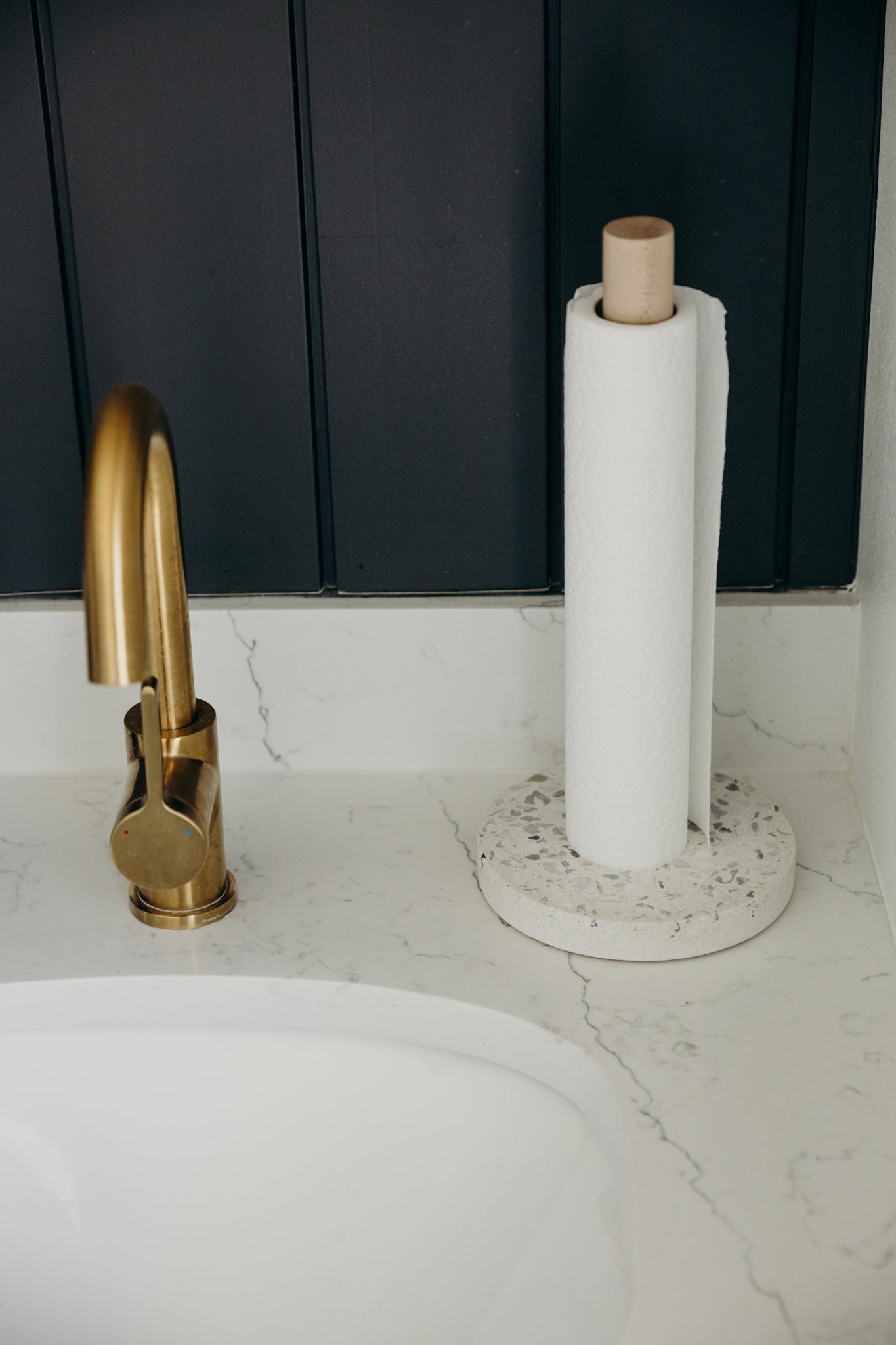 Paper Towel Holder | Chunky White Terrazzo